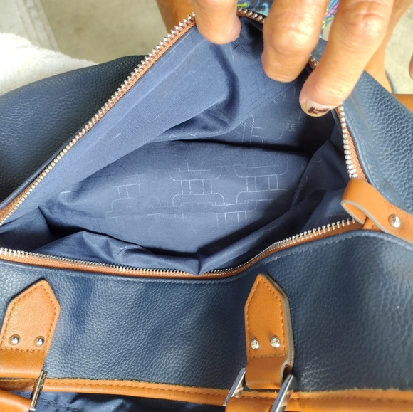 Purse Rossetti New Navy w/camel colored accents - Picture 5 of 6